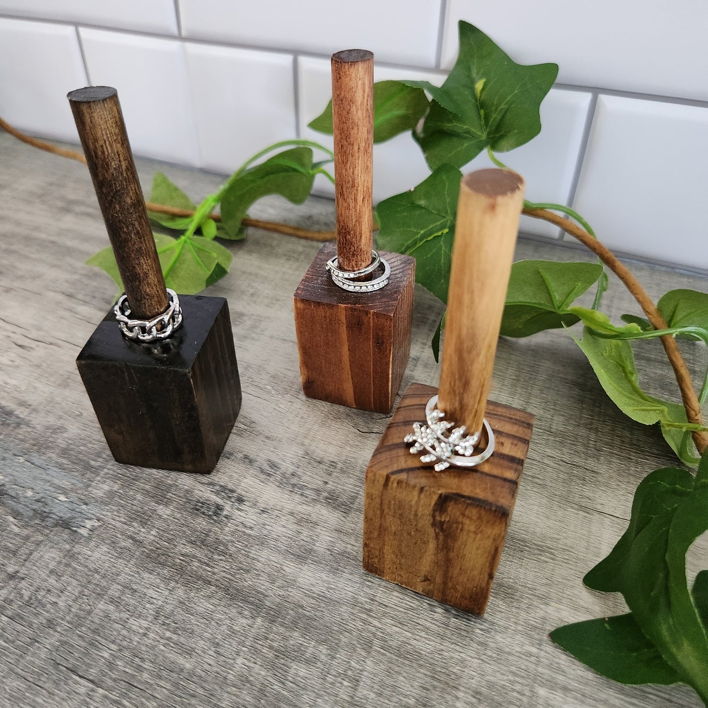 Set - (2) Ring Holders